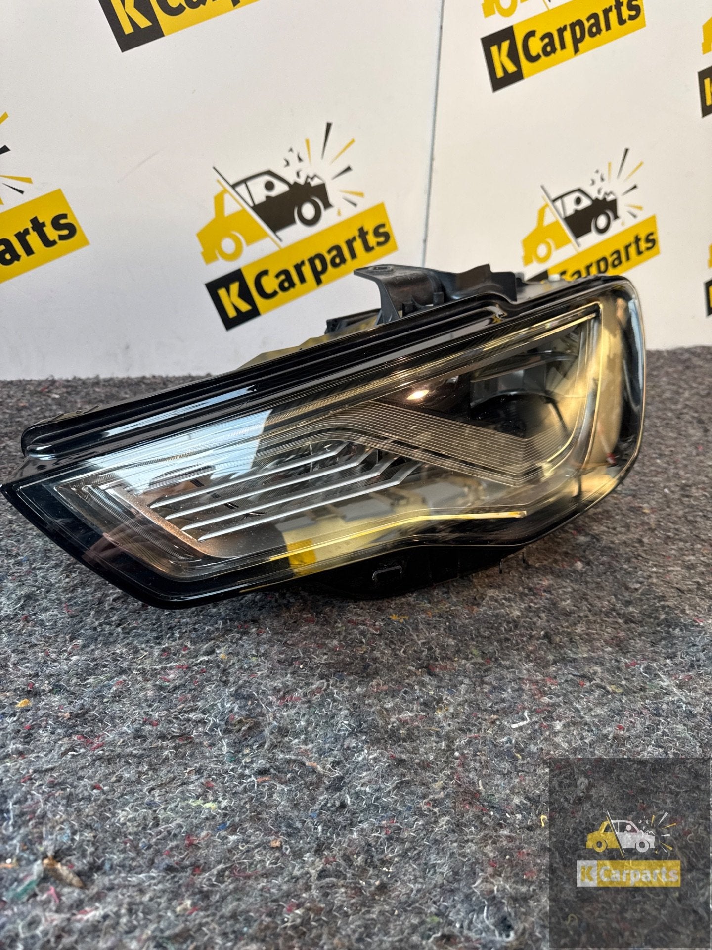 AUDI A3 8V S3 RS3 links koplamp ETRON FULL LED KOPLAMP 8V094, Gebruikt, AUDI AG, Auto-Union-Strasse 1
85045  Ingolstadt, DE, Kundenbetreuung@audi.de