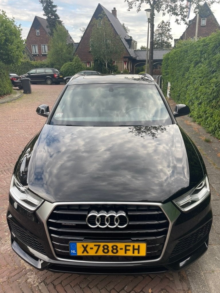 Audi Q3 2.0 TFSI quattro S line | Zwart | 200 pk | 62.000 km, Zwart, 4 cilinders, Zwart, Vierwielaandrijving