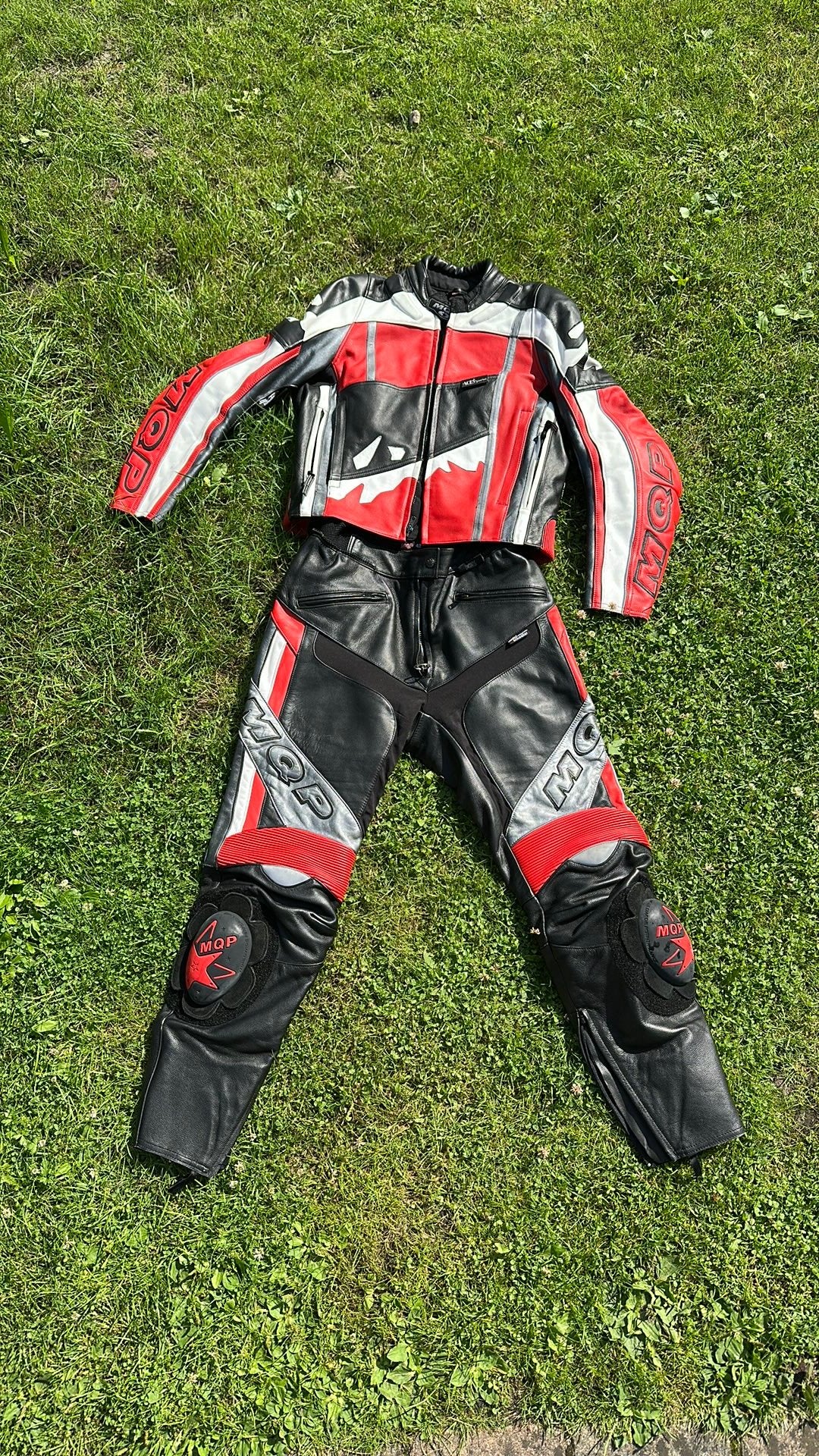 Mooi en net lederen motorpak incl protector, Motoren, Kleding | Motorkleding, Ophalen, Tweedehands, Combipak