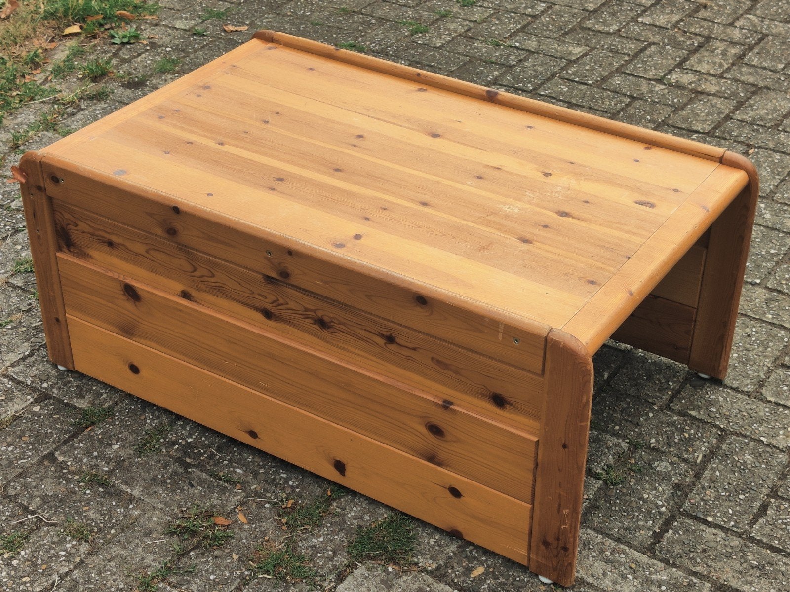 tafel + kist onderschuif grenen massief hout vintage, Ophalen, Rechthoekig, 50 tot 100 cm