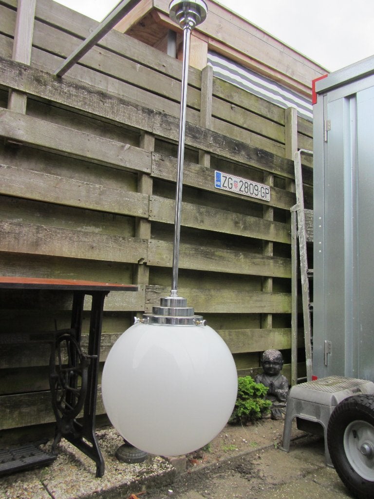 ZEER MOOIE GROTE ART DECO/ GISPEN BOLLAMP DIAMETER 35 CM, Huis en Inrichting, Lampen | Plafondlampen, Ophalen, Gebruikt, 35 cm