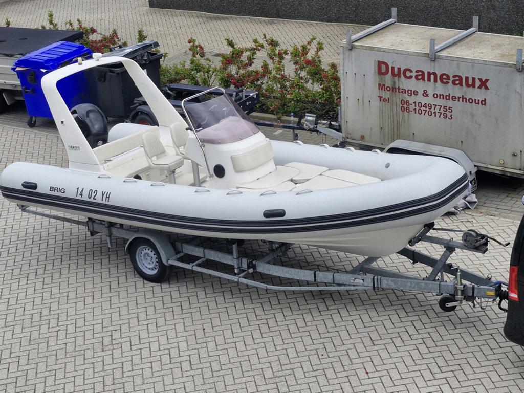 Brig Eagle 600 met 115 pk Mercury in nieuw staat, Watersport en Boten, Zonnedek, 35 cm, Brig, Ophalen of Verzenden