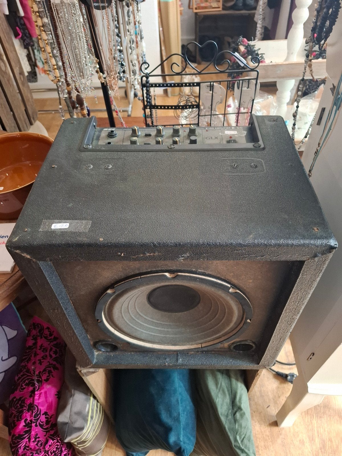 GLX Bas Combo B-65 Basgitaarversterker, Muziek en Instrumenten, Versterkers | Bas en Gitaar, Ophalen