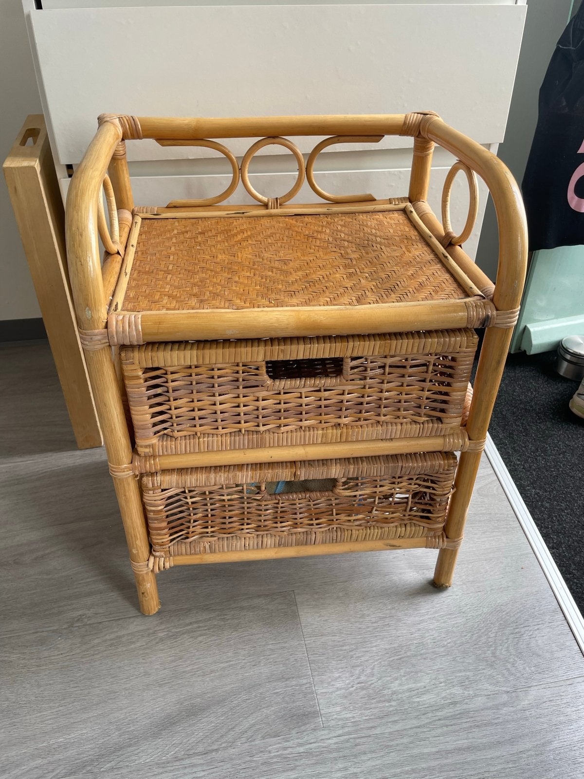 Vintage bamboe kastje met rieten lades, Ophalen