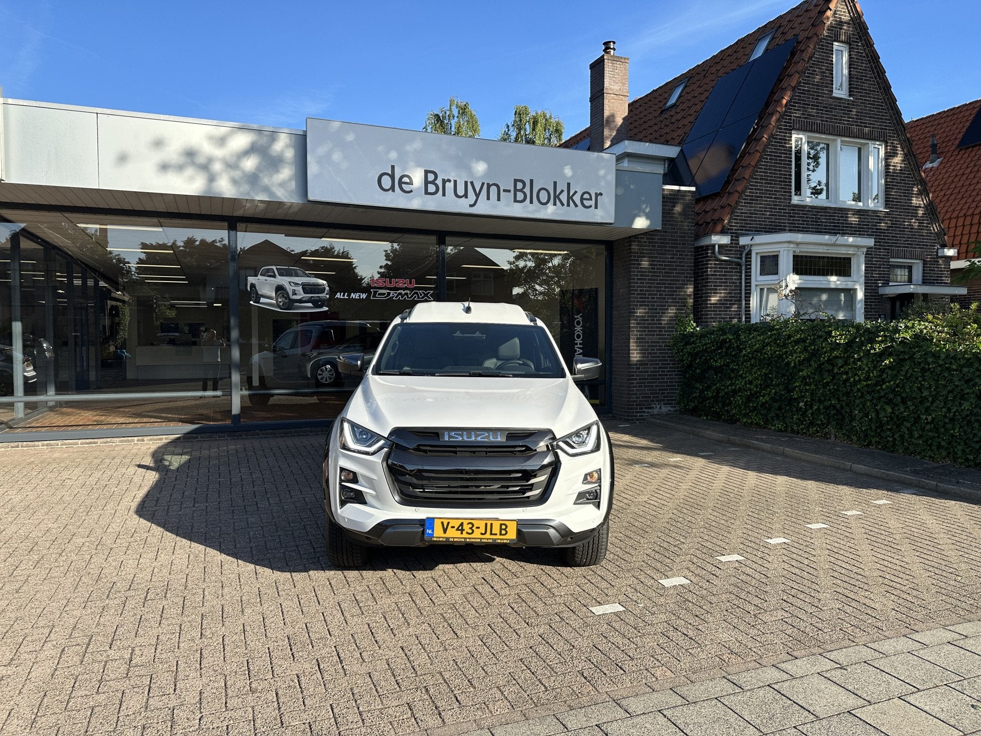 Isuzu D-max 1.9 Double Cab verlengd 5-persoons V-Cross Autom, Auto's, 12 maanden, Gebruikt, 4 cilinders, Wit