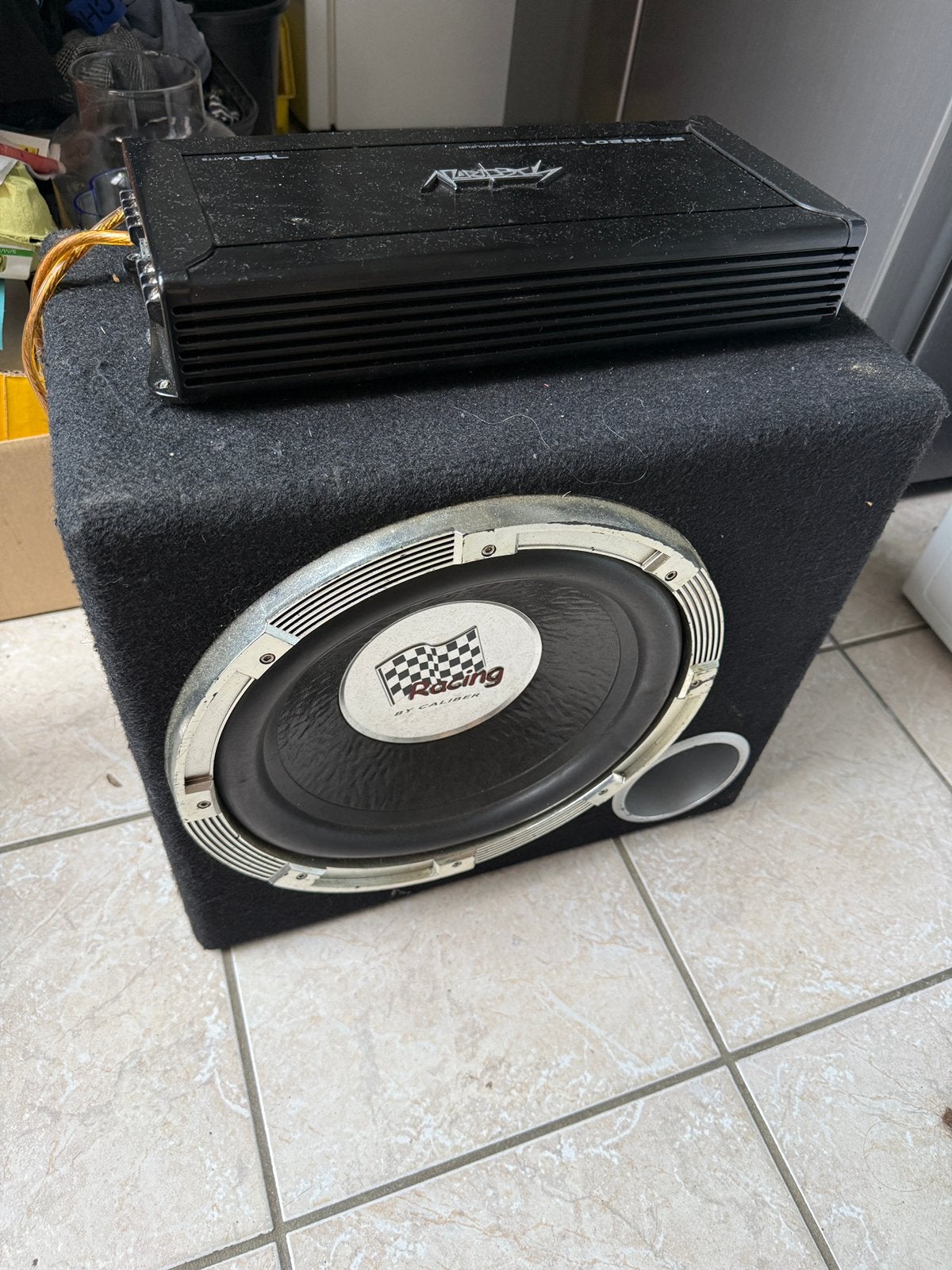 Subwoofer met versterker spectron sp-2207n, Auto diversen, Autospeakers, Ophalen, Gebruikt