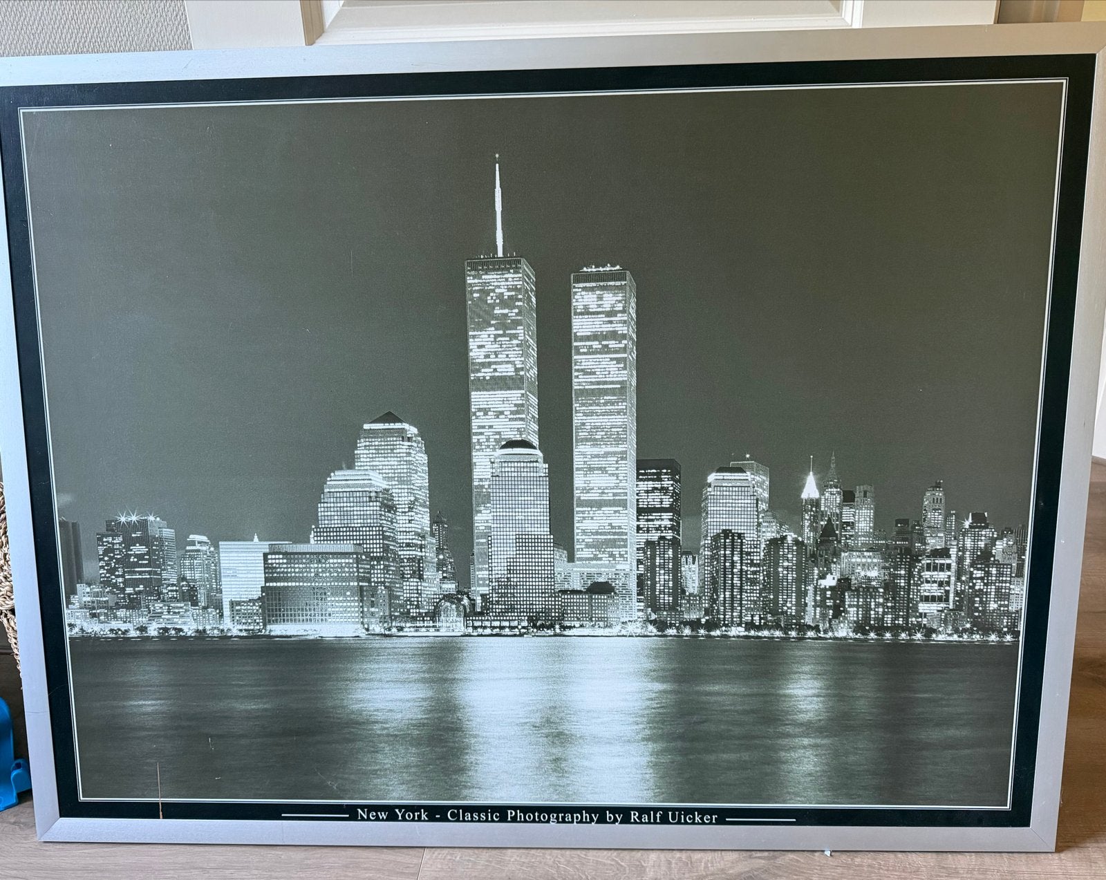 Twin Towers Schilderij Ikea - 120x85 cm, Ophalen, Gebruikt, Schilderij, 100 tot 125 cm