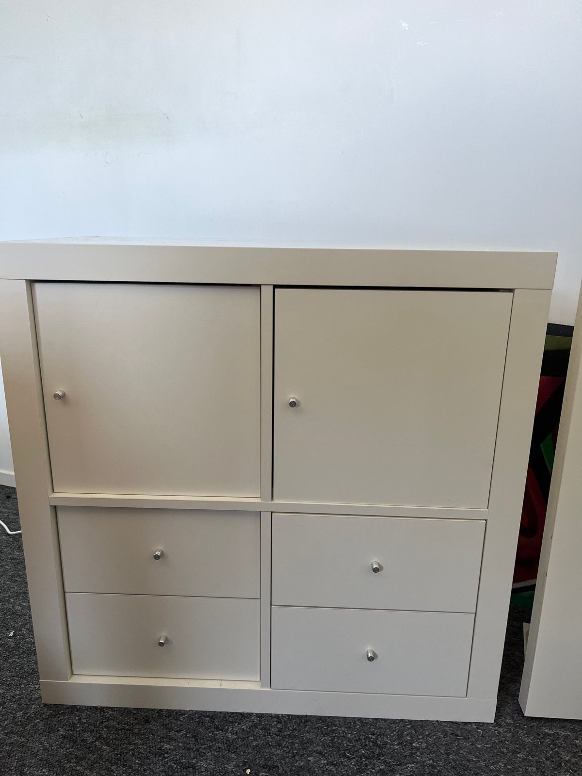 Wit IKEA vakkenkast met deurtjes en laatjes, Huis en Inrichting, Kasten | Dressoirs, Ophalen, Gebruikt, 50 tot 100 cm, Met lade(s)