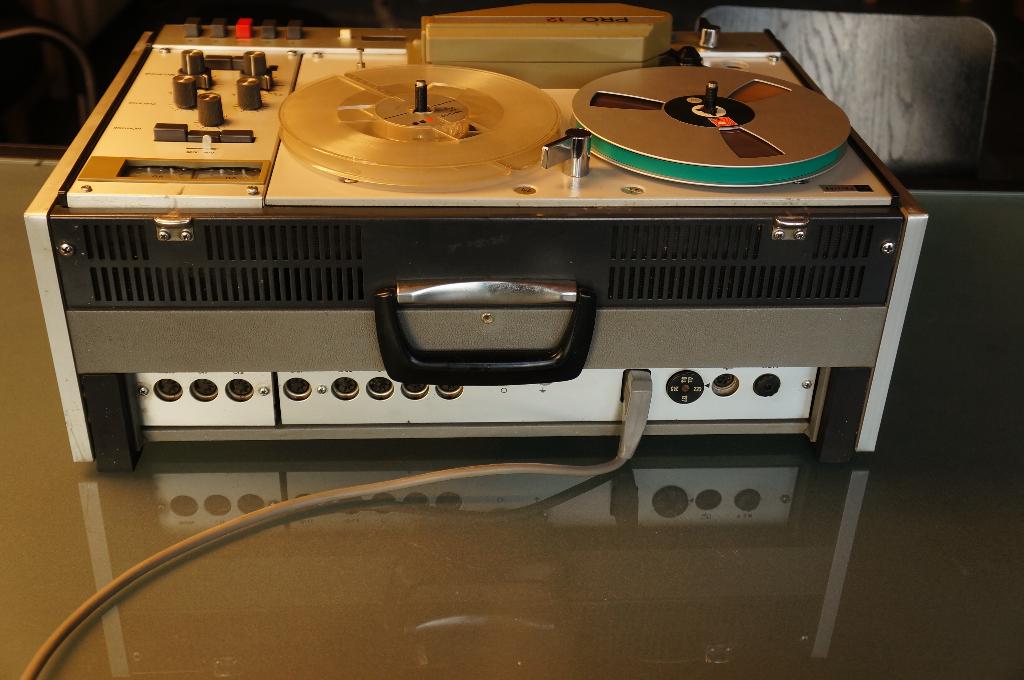 Bandrecorder Philips PRO-12, Ophalen, Bandrecorder
