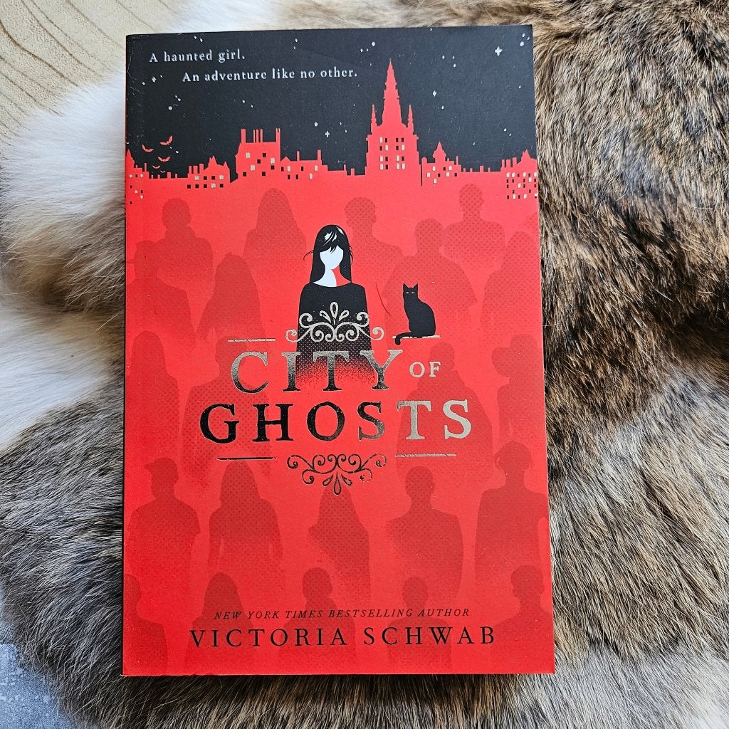 City of ghosts – Victoria Schwab – Engels – Paperback, Ophalen of Verzenden, Nieuw