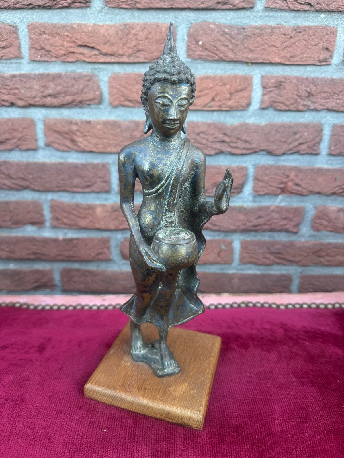 oude Thaise staande Boeddha - Brons, Handgemaakt, Ophalen of Verzenden, Groen, 31 cm