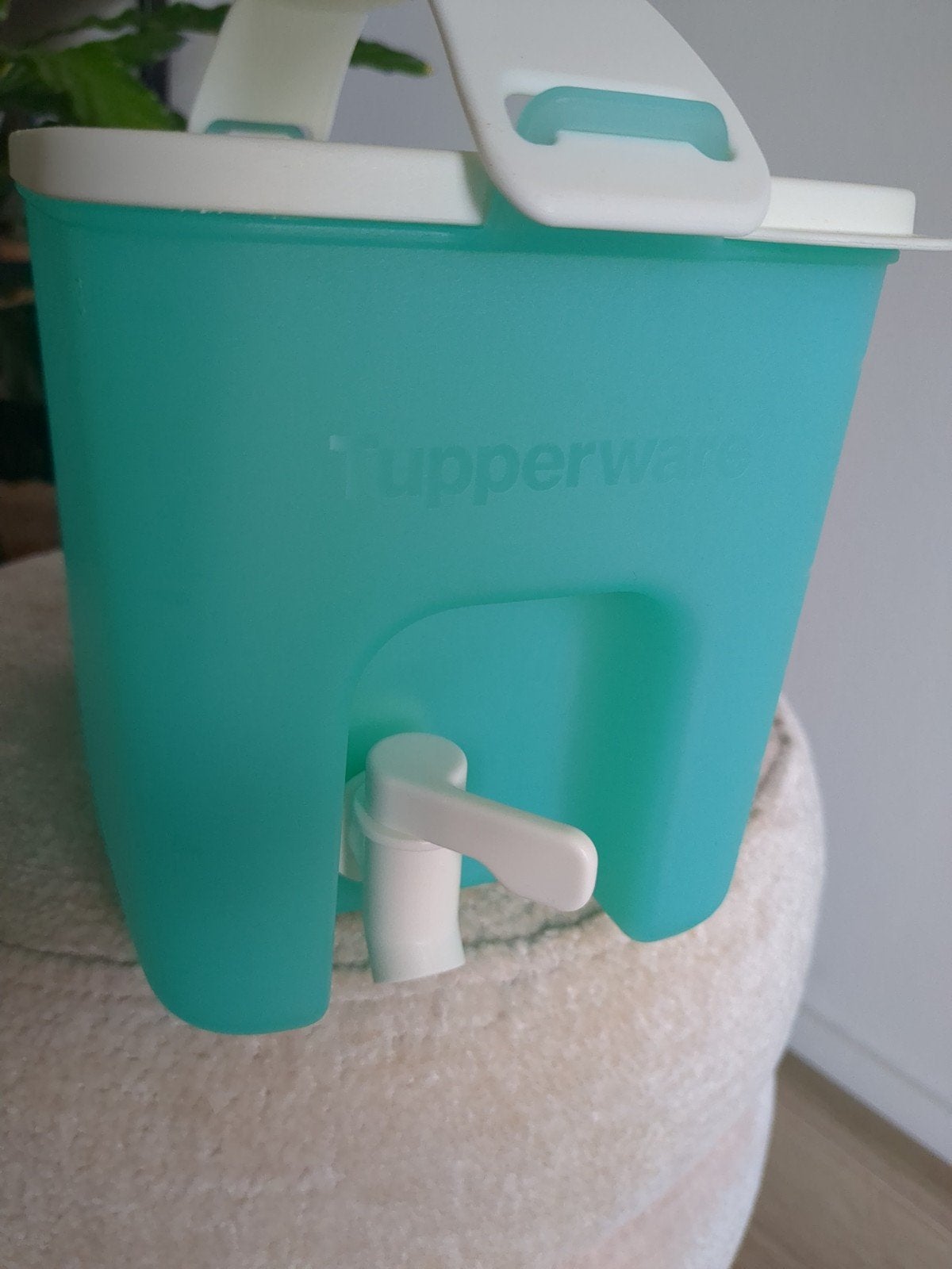 Tupperware Drankdispenser met Kraantje - Aqua, Overige kleuren, Beker of Kan, Ophalen of Verzenden, Met deksel