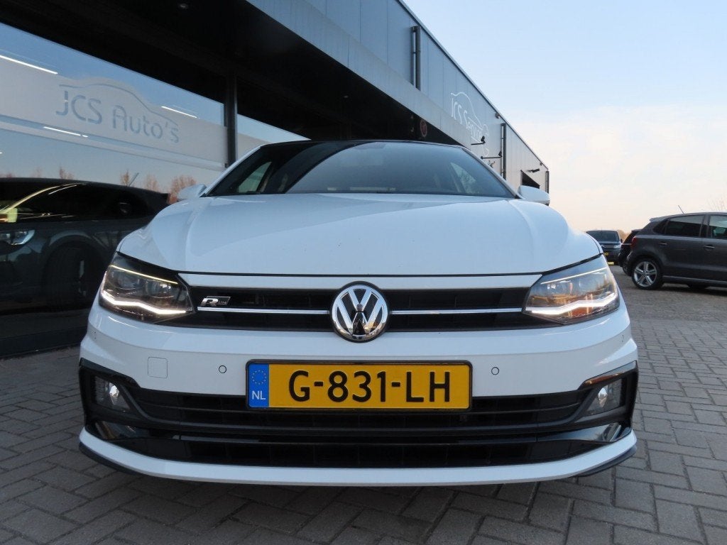 Volkswagen POLO 1.0 TSI R-Line Ecc Acc Led Pano 17 Inch 2x P, Voorwielaandrijving, Electronic Stability Program (ESP), Gebruikt