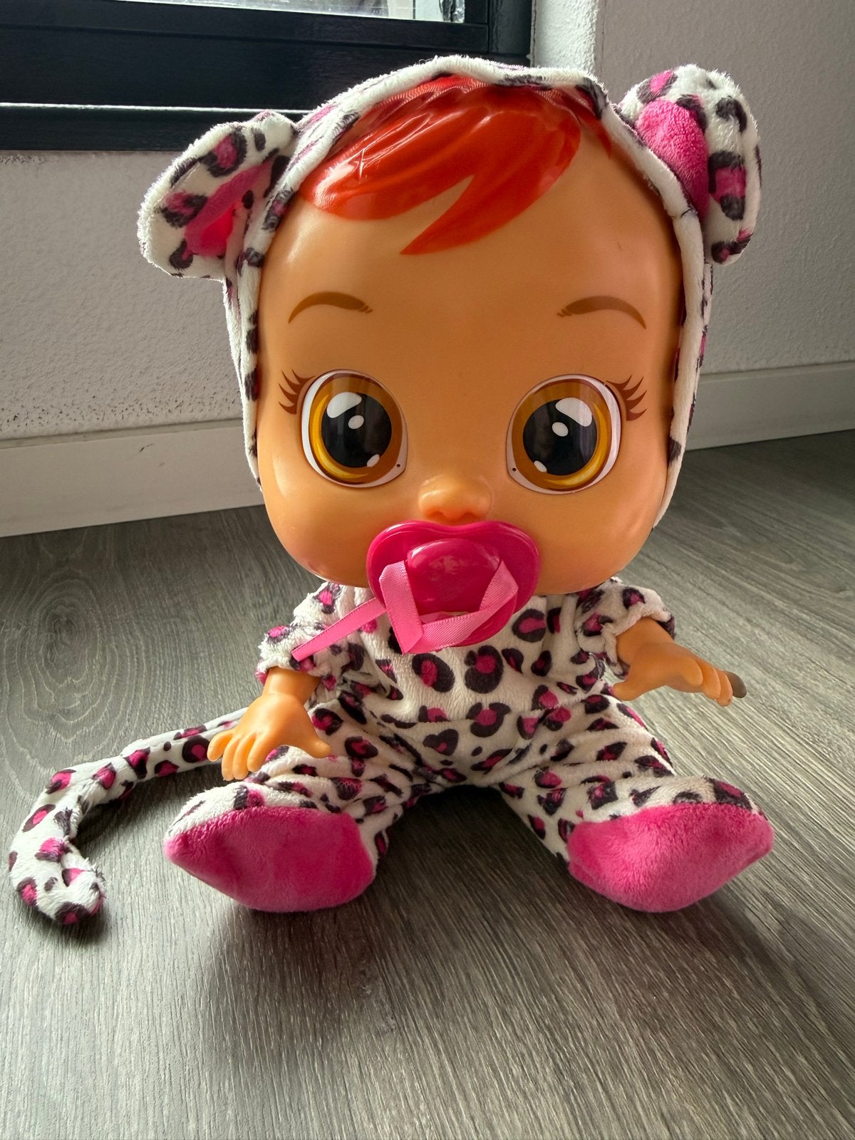 Cry Babies poppen - 2 stuks, Kinderen en Baby's, Speelgoed | Poppen, Ophalen of Verzenden, Gebruikt, Babypop