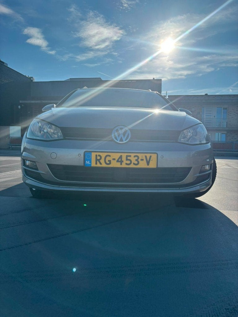 Volkswagen Golf 1.4 TSI 90KW Variant Highline 2014 Grijs, Auto's, Volkswagen, Zwart, 4 cilinders, Leder en Stof, 122 pk