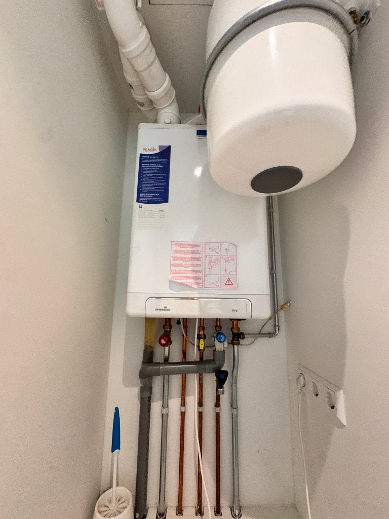 Intergas Kombi Kompakt HRE 28/24 A CW4 cv-ketel uit 2021, Ophalen, 30 tot 80 cm, Hoog rendement (Hr), Cv-ketel of Combi-ketel