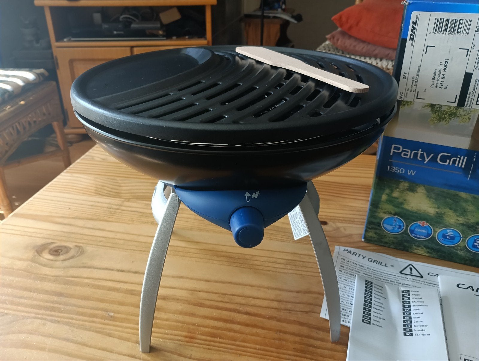 Campingaz Party Grill 1350 W - Compacte Gasbarbecue, Ophalen of Verzenden, Zo goed als nieuw, Campingaz