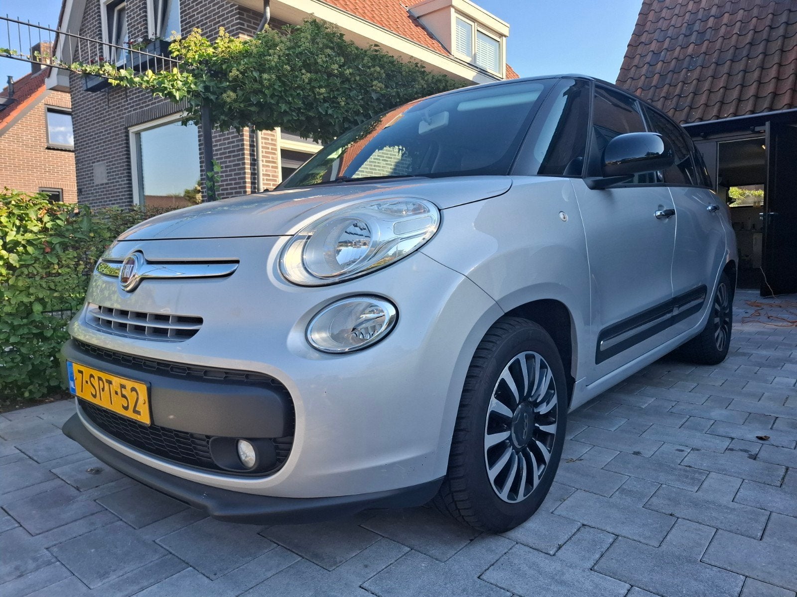 Fiat 500L 0.9 Twinair Living 7P 2013 Grijs, Stof, Elektrische ramen, Origineel Nederlands, Overige kleuren