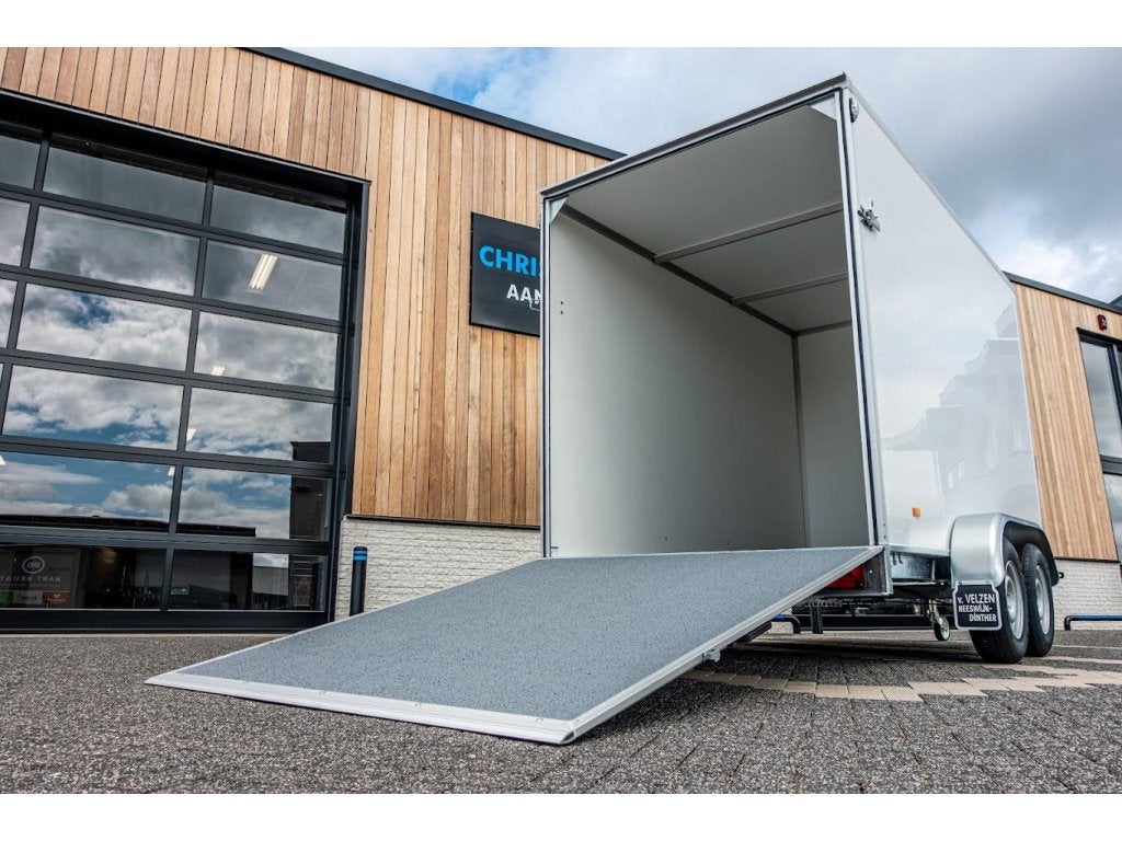 Hapert Sapphire L2 350x180x210 cm 2700 kg gesloten bakwagen, Nieuw