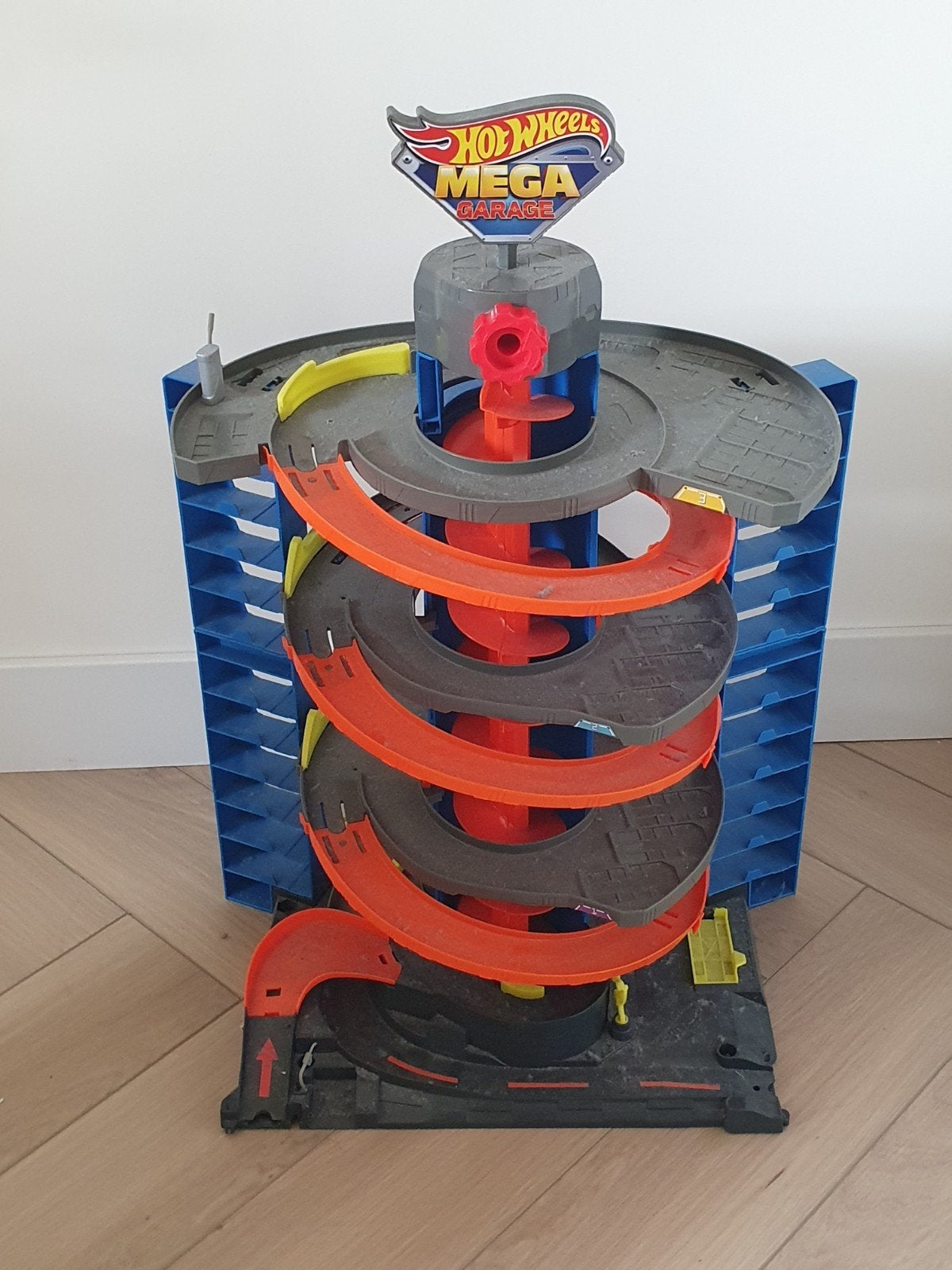 hot wheels garage, Ophalen, Racebaan, Zo goed als nieuw, Hot Wheels
