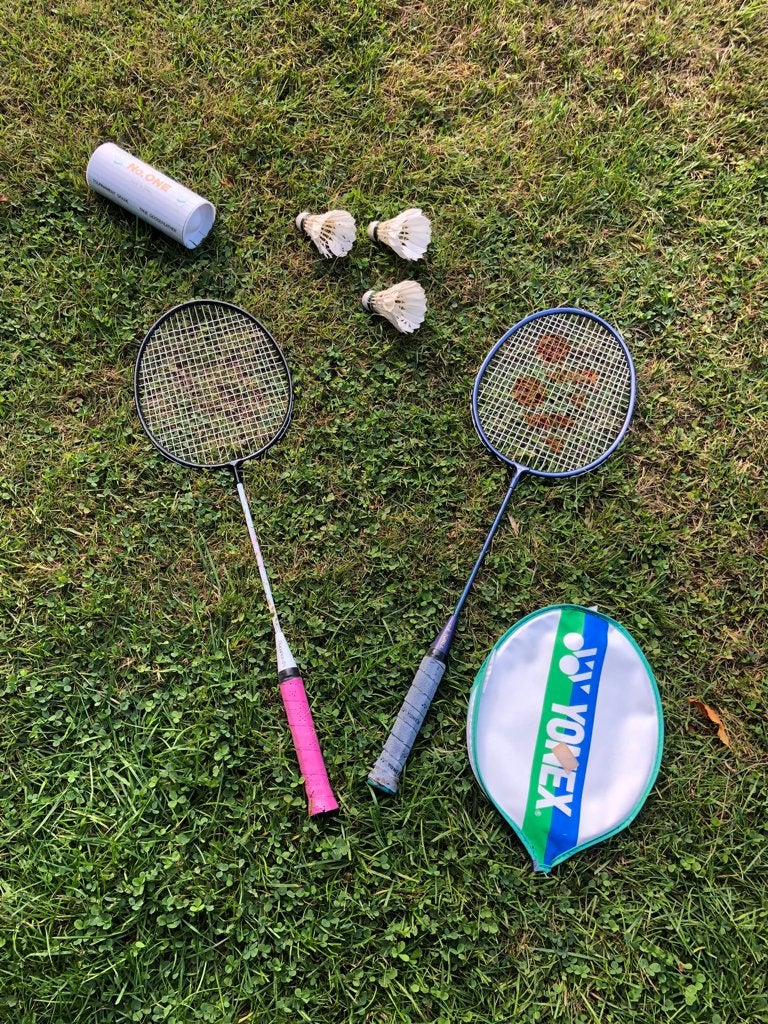 2 Badmintonrackets: Rucanor en Yonex, Ophalen, Gebruikt, Kleding