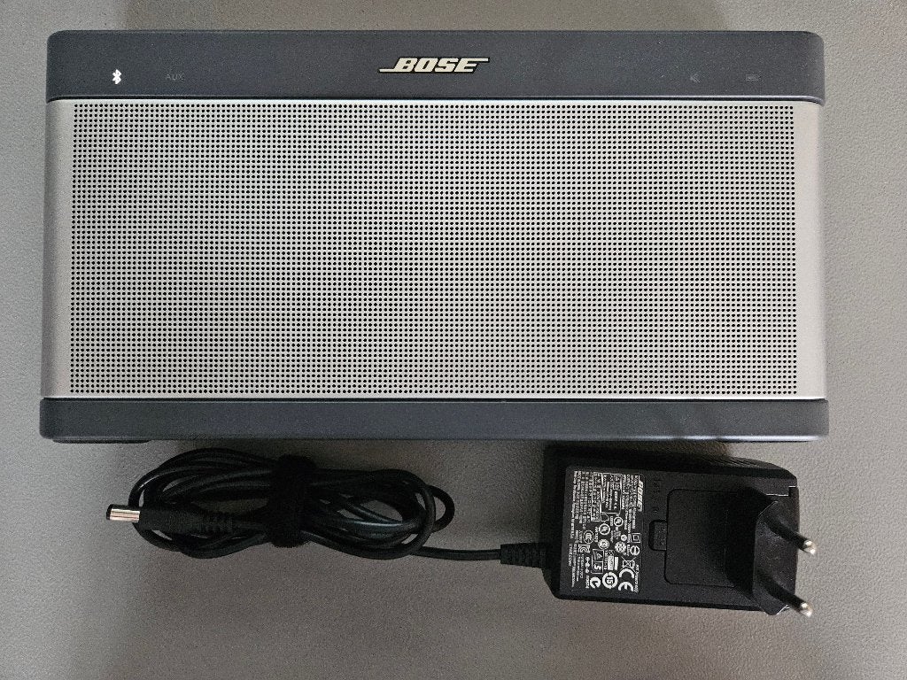 Bose Soundlink Bluetooth Speaker III