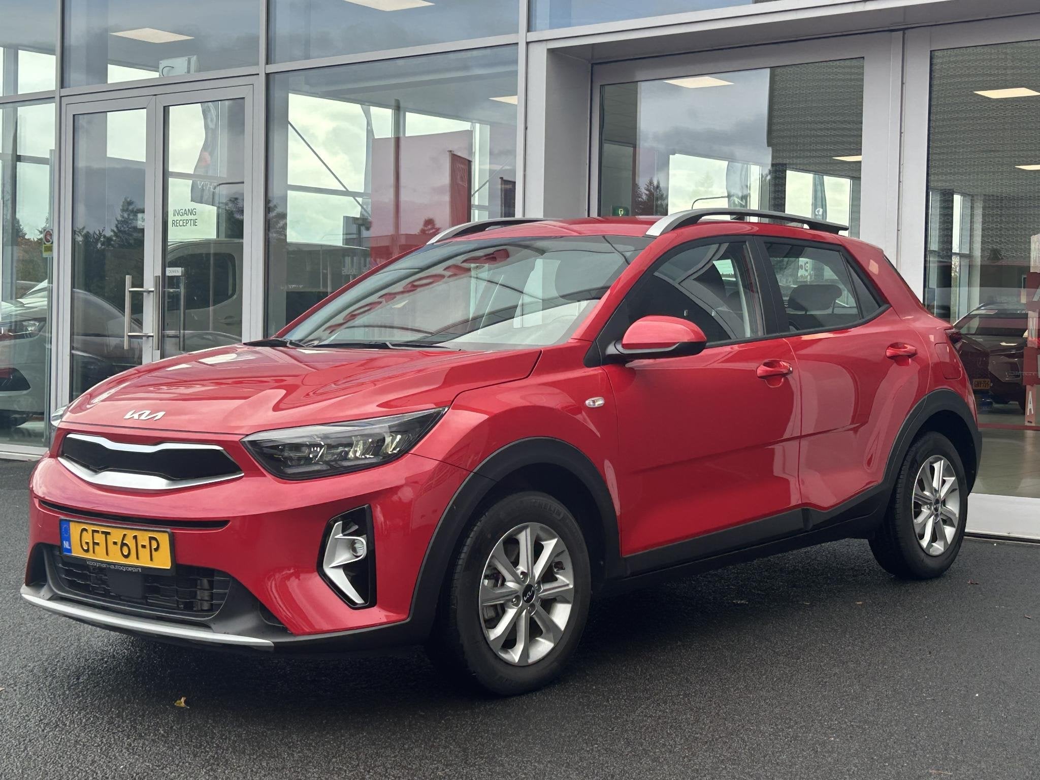 Kia Stonic 1.0 T-GDi MHEV DynamicLine Navigatie | Apple Carp, Auto's, Dealer onderhouden, Origineel Nederlands, Handgeschakeld