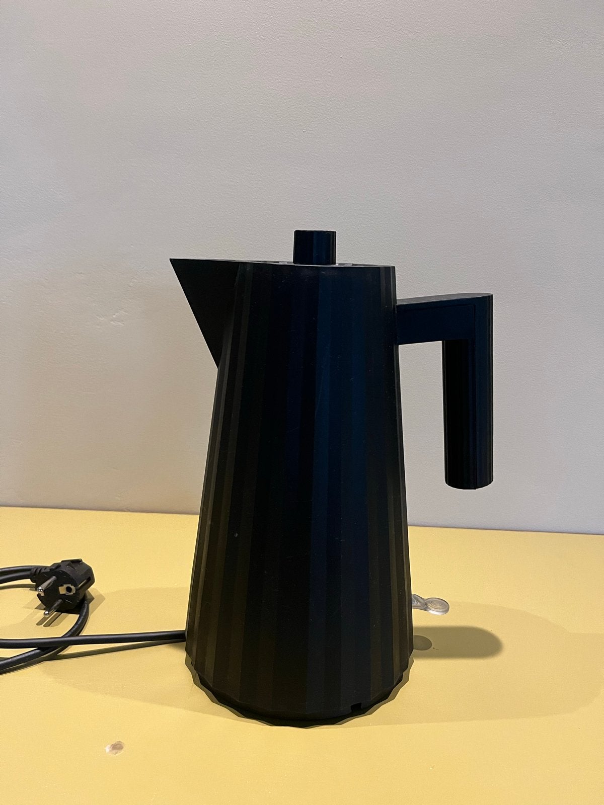 Alessi Plisse Waterkoker, 1 tot 2 liter, Ophalen of Verzenden, Gebruikt