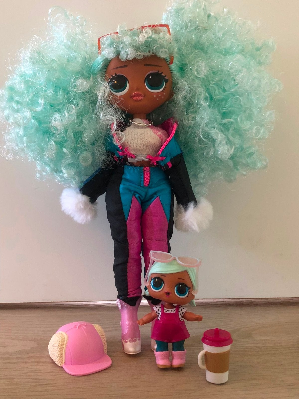 L.O.L. Surprise! OMG Winter Chill Icy Gurl and Brrr BB Doll, Ophalen, Zo goed als nieuw