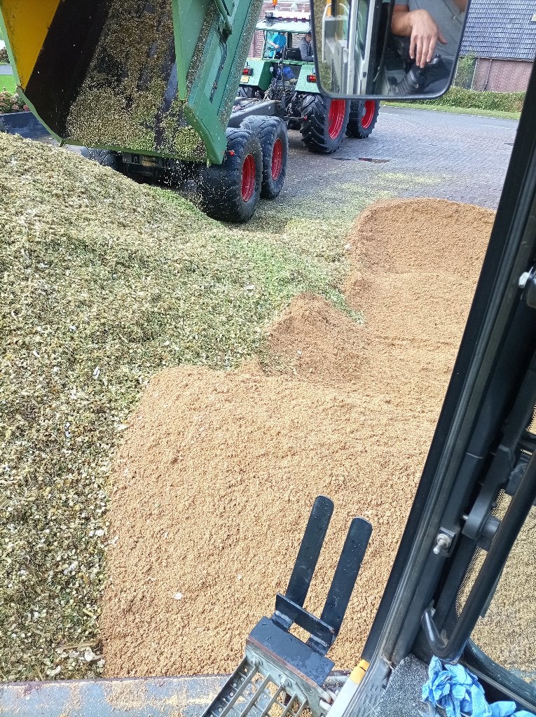 Maisbalen mengbalen mais met bierbostel, Zakelijke goederen, Ophalen