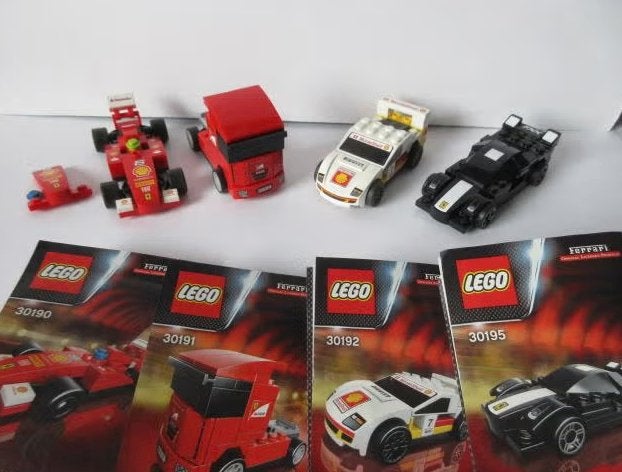4 Shell Ferrari verzamelauto's, 30190 30191 30192 30195, Ophalen of Verzenden, Zo goed als nieuw, Complete set, Lego