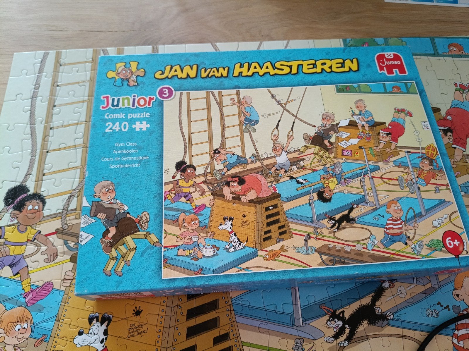 Jan van Haasteren Junior Apenkooien 240 stukjes, Ophalen of Verzenden, Minder dan 500 stukjes, Zo goed als nieuw, Legpuzzel