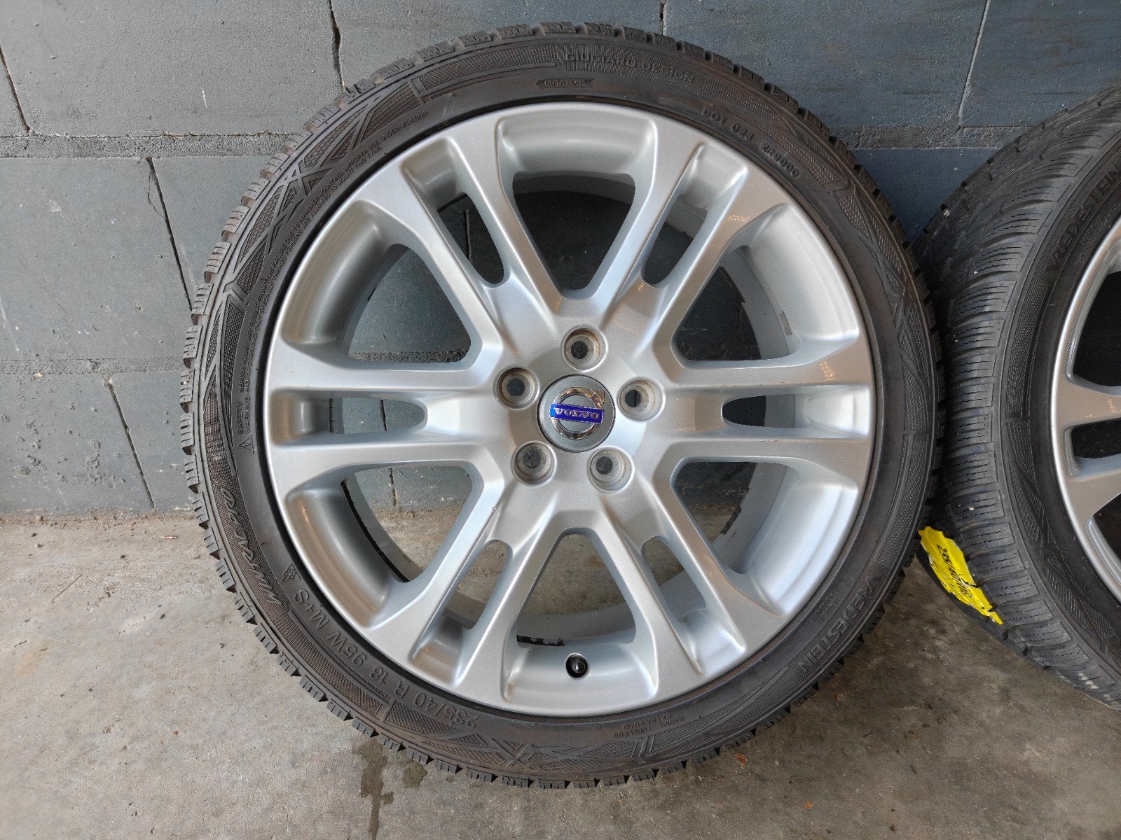 18" Originele Volvo V60 V70 S60 S80 Winterset Vredestein, Gebruikt, Banden en Velgen, 235 mm, Volvo