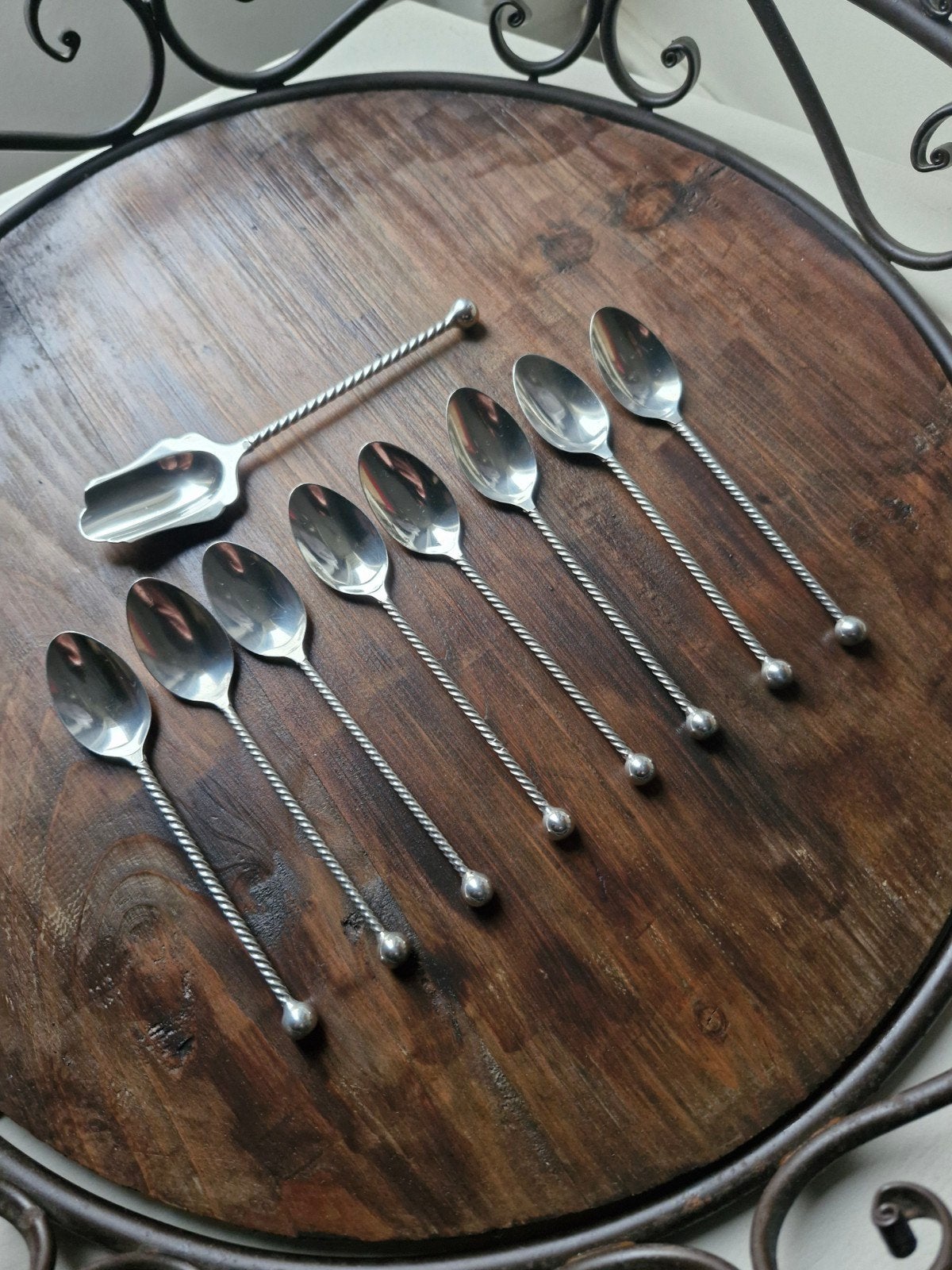 Douwe Egberts theelepels met suikerschep, Ophalen