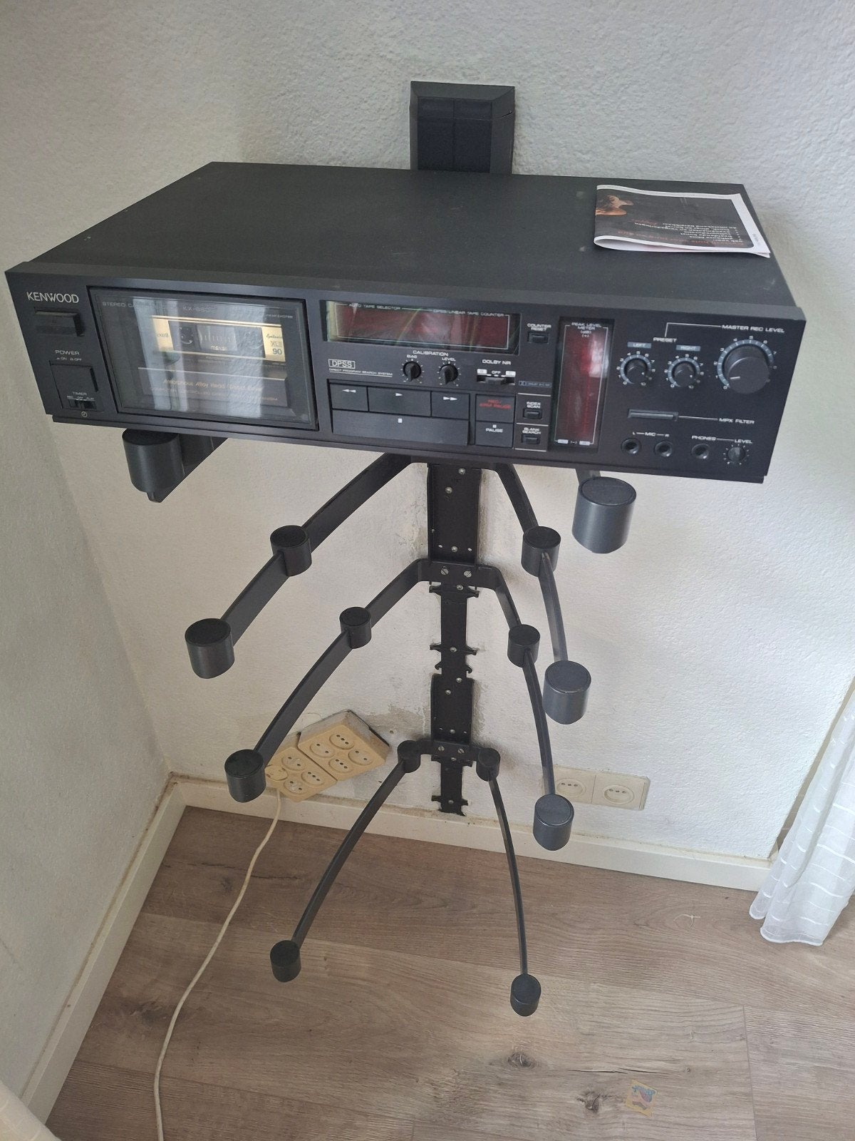 Vogel's Ophangsysteem voor Audio/Video Apparatuur, Ophalen, Gebruikt