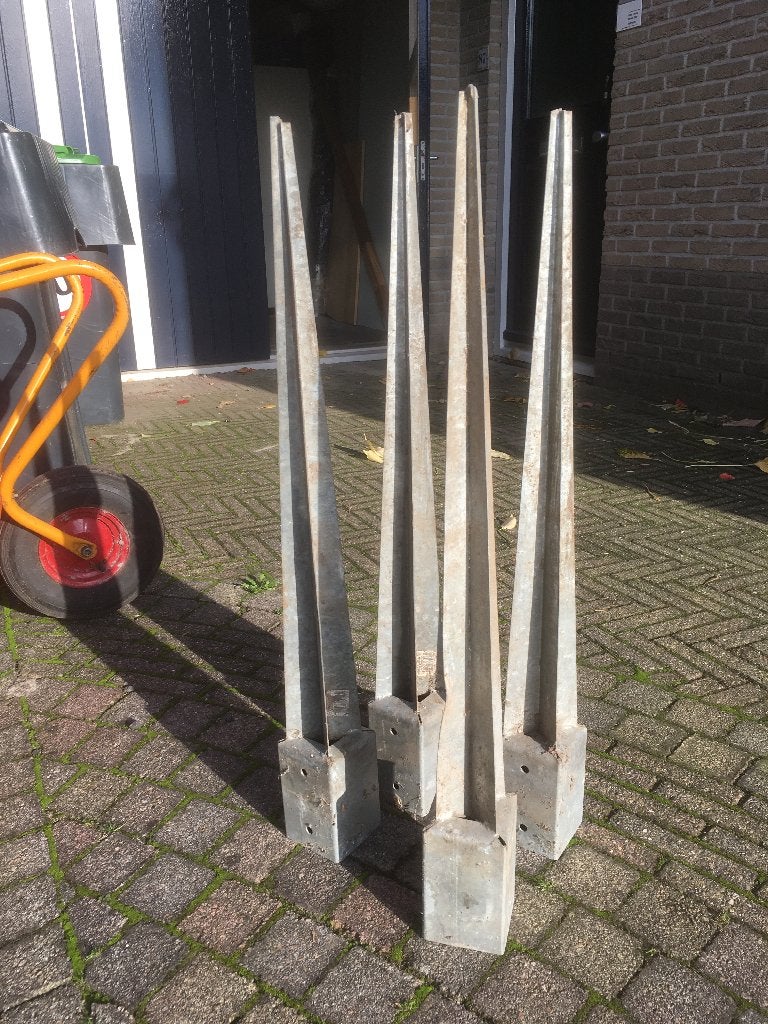 4 verzinkte stalen grondankers, Overige materialen, Gebruikt, Minder dan 3 meter, Ophalen of Verzenden