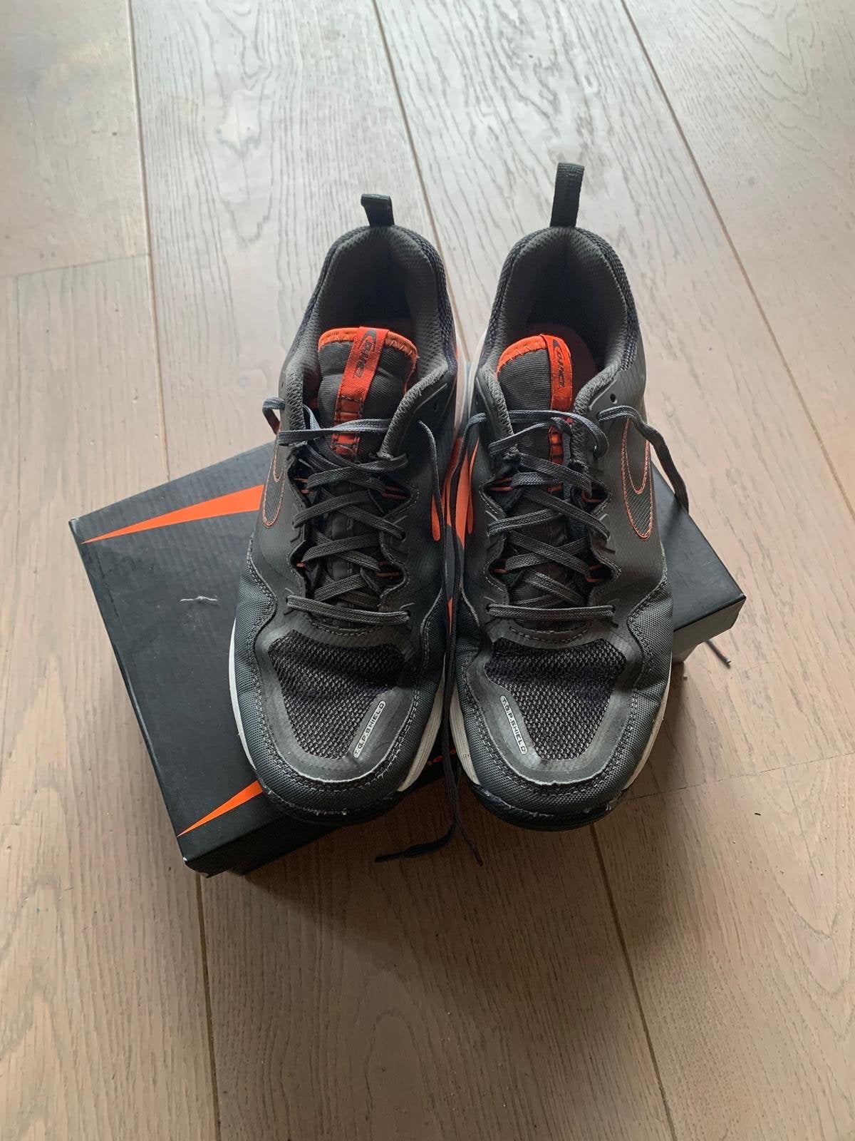 Dita LGHT 550 hockeyschoenen - Maat 41.5, Ophalen of Verzenden, Gebruikt, Schoenen