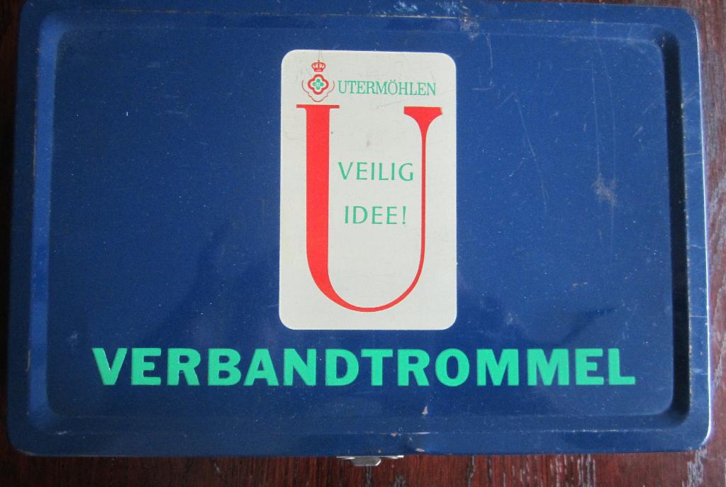 UTERMÖHLEN OUDE VERBANDTROMMEL MET INHOUD, Verzamelen, Blikken, Ophalen, Gebruikt, Overige