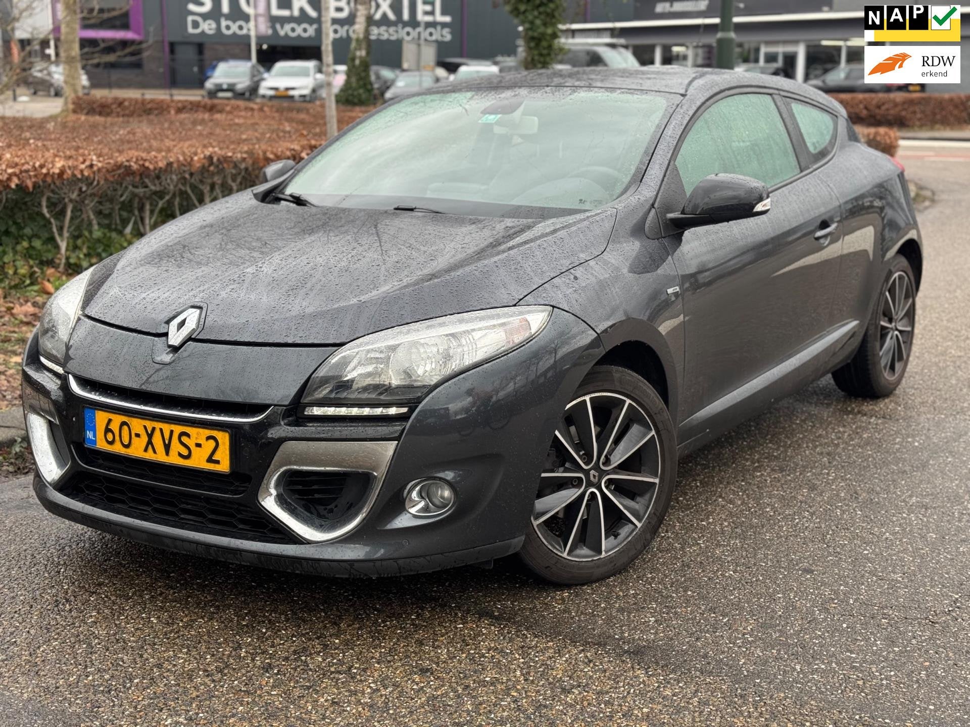 Renault Mégane Coupé 1.5 dCi Bose, 1e Eige,Distribuutierie, Auto's, Renault, Voorwielaandrijving, Euro 5, Gebruikt, Zwart