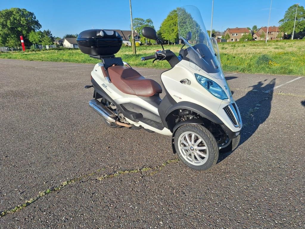 Piaggio MP3 500 LT (2012) - Autorijbewijs, Nieuwe voorbanden, Scooter, Particulier, Automaat, 12 t/m 35 kW