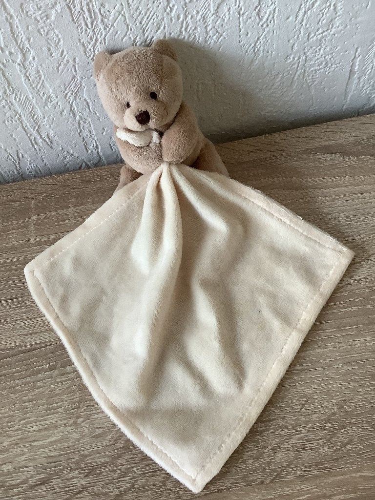 Doudou et compagnie beer beertje met knuffeldoekje 4 euro, Kinderen en Baby's, Speelgoed | Knuffels en Pluche, Ophalen of Verzenden