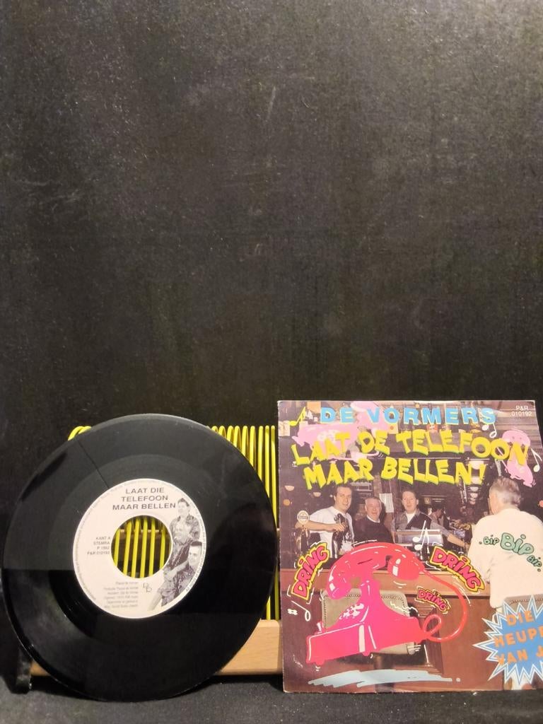 De Vormers. Laat de telefoon maar bellen. Vaste prijs €2., Cd's en Dvd's, 1990 - 1999, 7 inch, Ophalen of Verzenden, Zo goed als nieuw