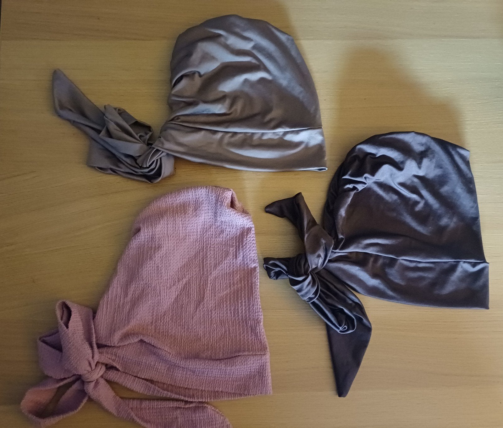3 Chemo mutsjes - zgan, Ophalen, Zo goed als nieuw, Muts