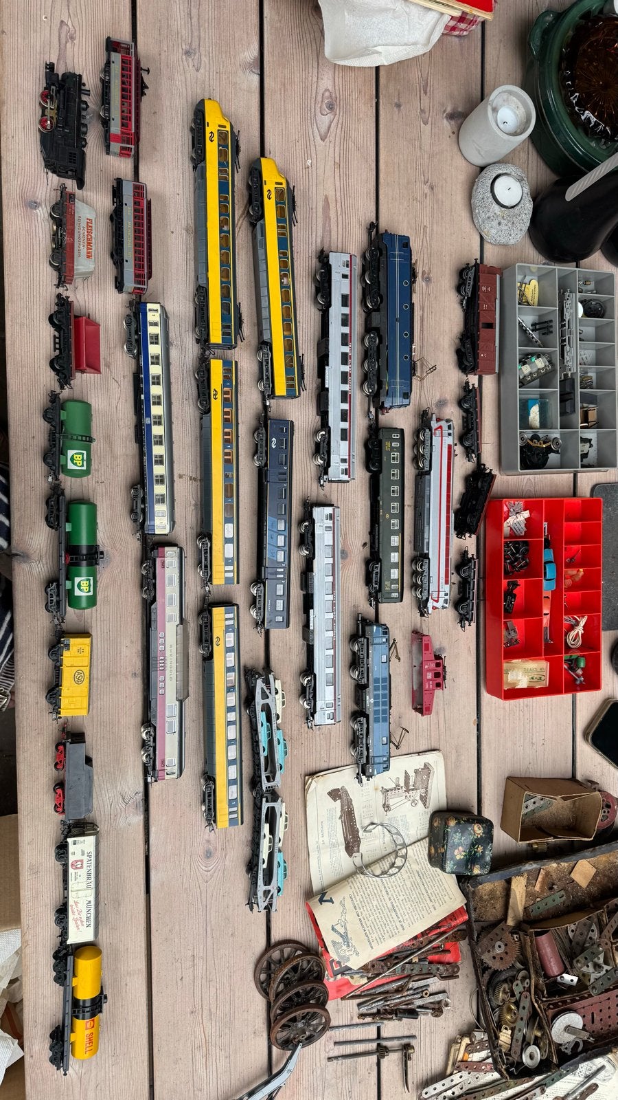 Grote collectie modeltreinen en wagons (Märklin, Roco, Lima), Ophalen, Wisselstroom, Gebruikt, Locomotief
