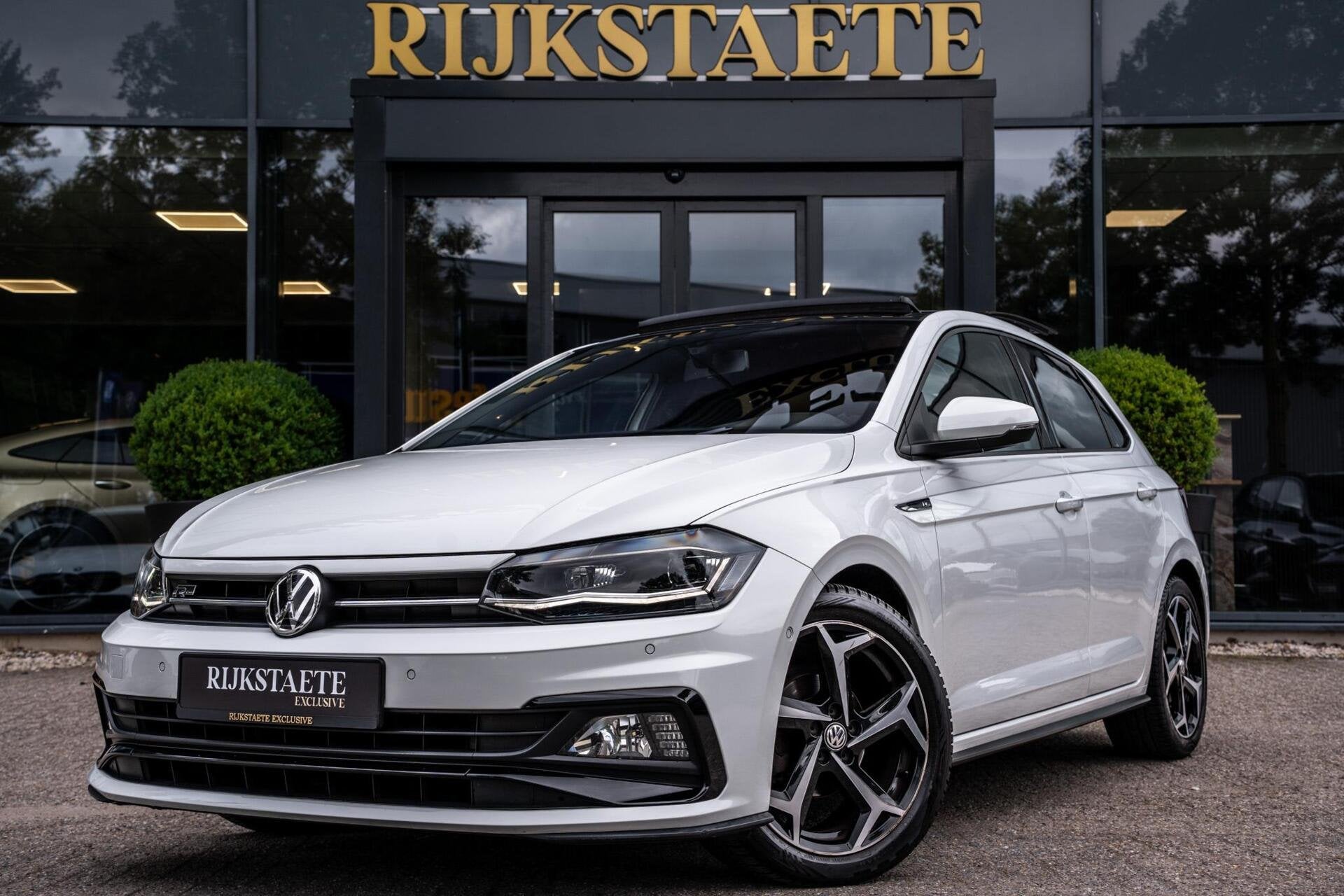 Volkswagen Polo 1.0 TSI Highline|PANO|ACC|17'|R-LINE|CARPLAY, Auto's, Volkswagen, Voorwielaandrijving, Gebruikt, 95 pk, Met garantie (alle)