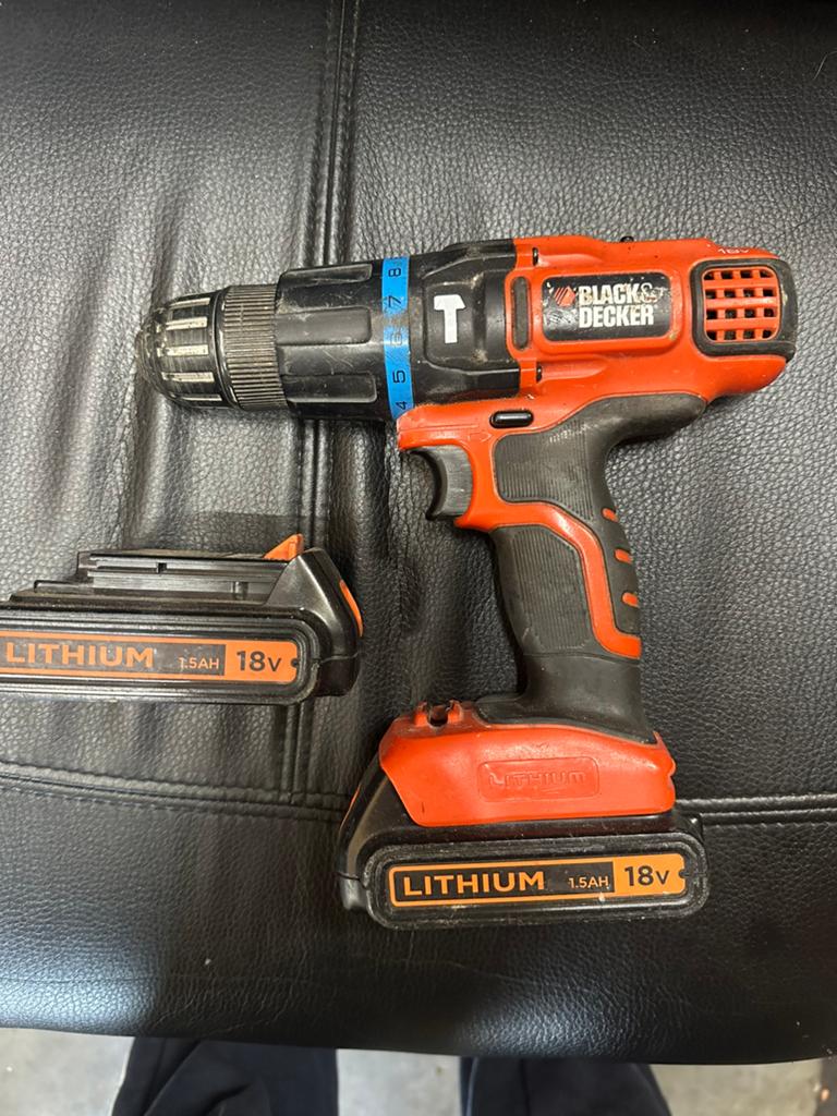 Black & Decker Klopboormachine met 2 accu's (zonder lader), Ophalen of Verzenden, Gebruikt, Boormachine, Klopboormechanisme