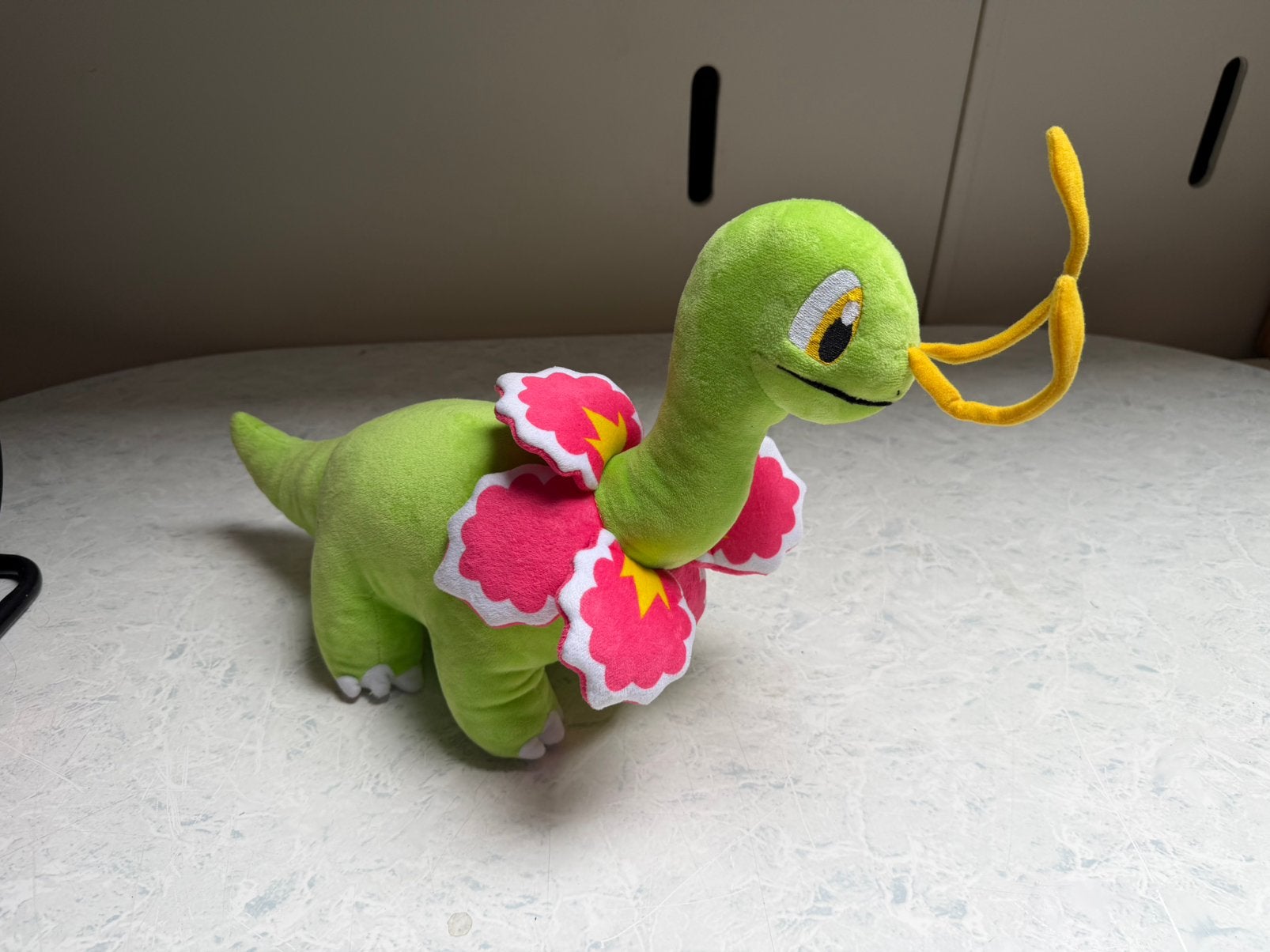 Officieel Pokemon Center Meganium Pluche, Ophalen of Verzenden, Zo goed als nieuw, Overige typen