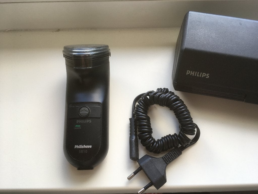 philisave 3810 philips scheerapparaat draadloos DEFECT?, Ophalen of Verzenden, Scheren en Epileren