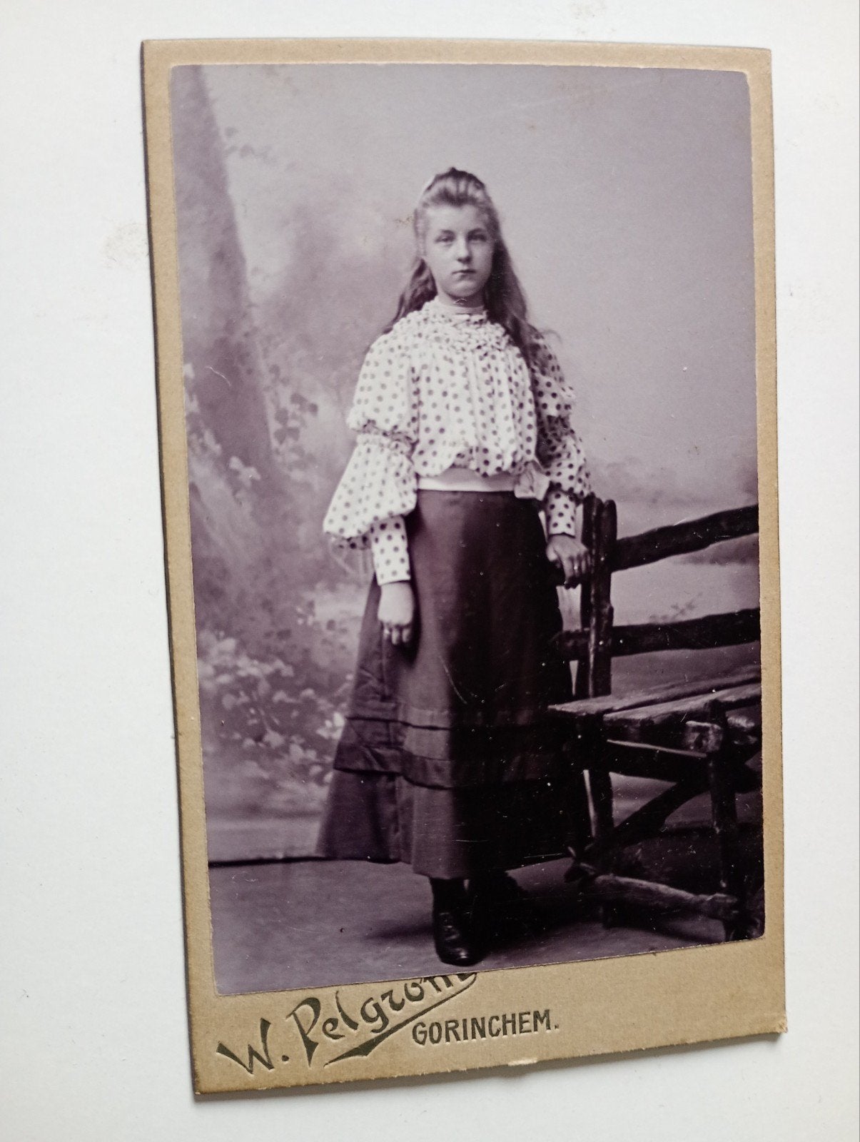 CDV Gorinchem Meisje, Gebruikt, Foto, Ophalen of Verzenden, Voor 1940