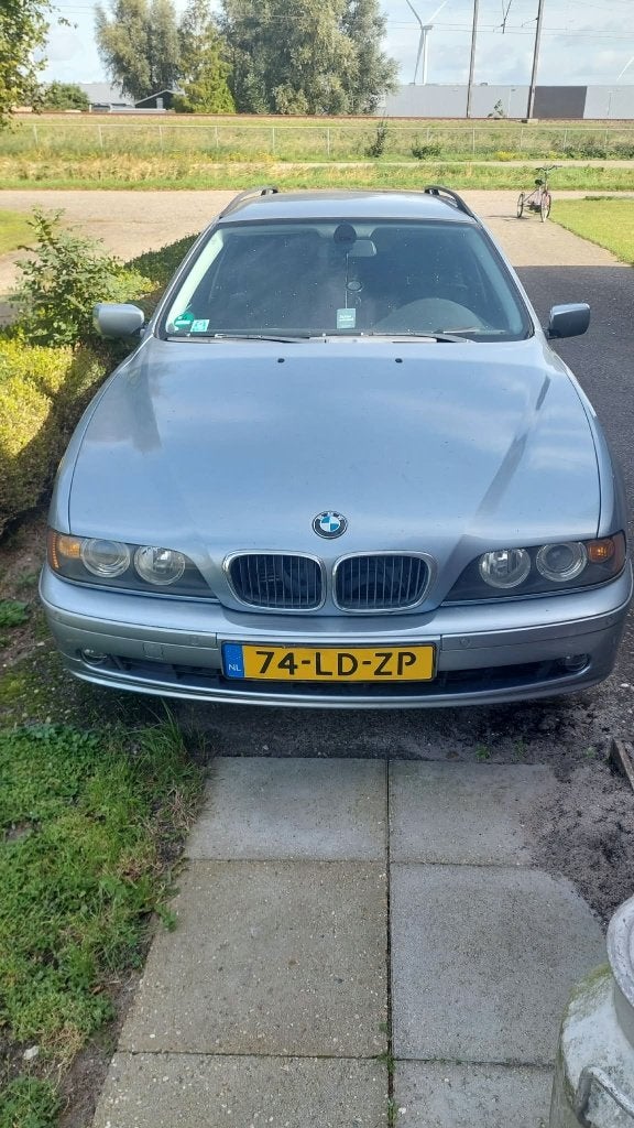 BMW 5-Serie 2.5 I 525 Touring AUT 2002 Blauw, Auto's, Automaat, Achterwielaandrijving, Zwart, Blauw